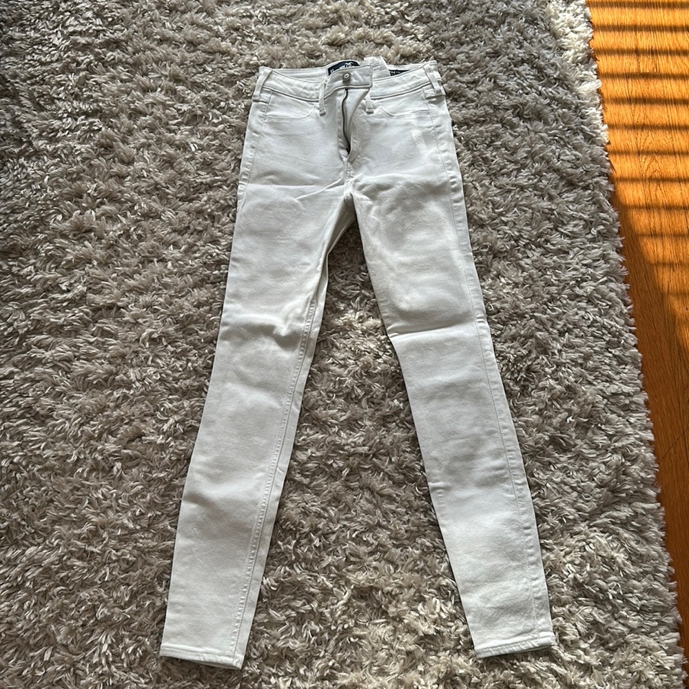 White Jeans